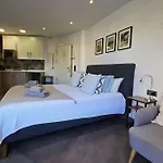 Acogedor Moderno Con Piscina En Nerja, Perfecto Escapada * Nerja