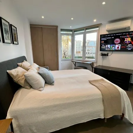 Acogedor Moderno Con Piscina En Nerja, Perfecto Escapada * 内尔哈